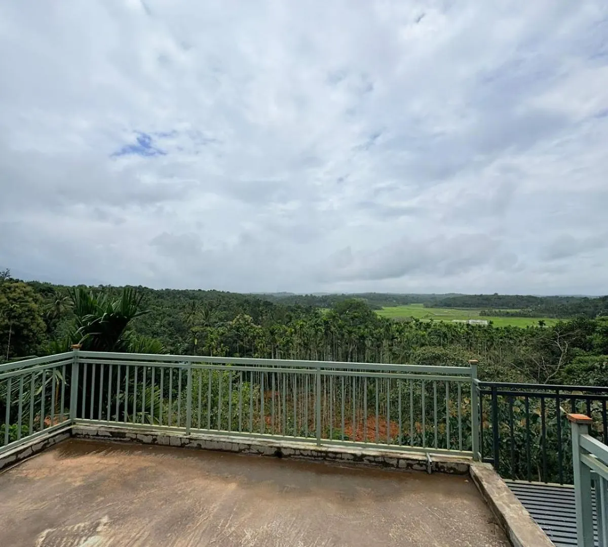 Cozy Caza resort Padinjarathara 0*,