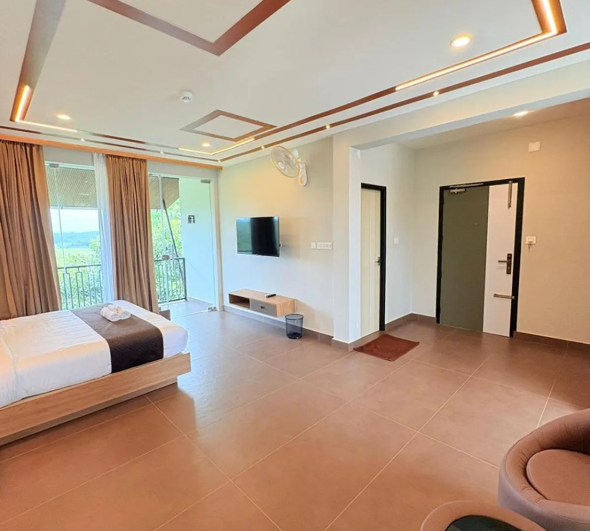 Cozy Caza resort Padinjarathara