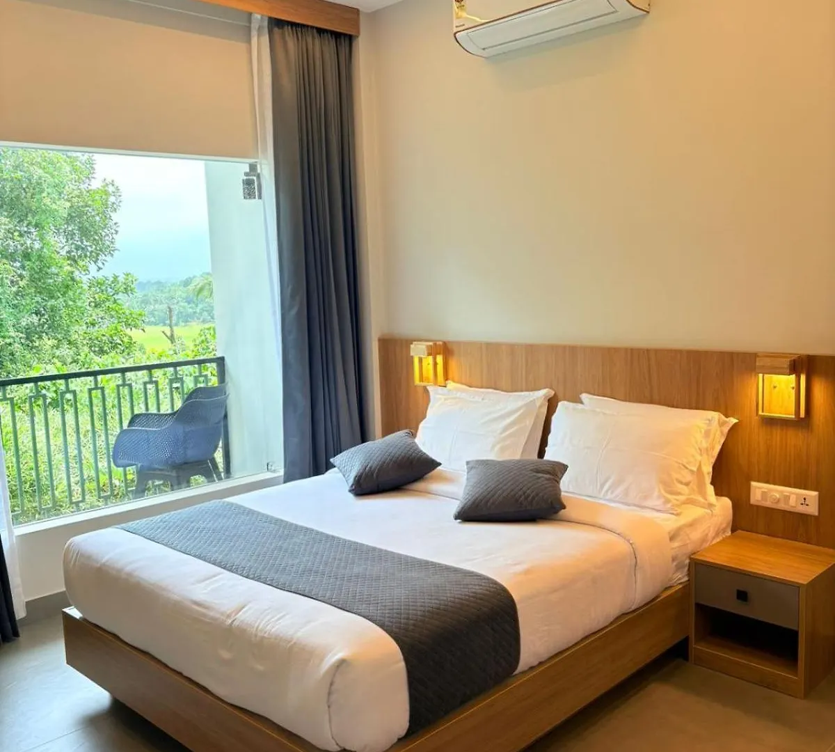 Cozy Caza resort Padinjarathara India