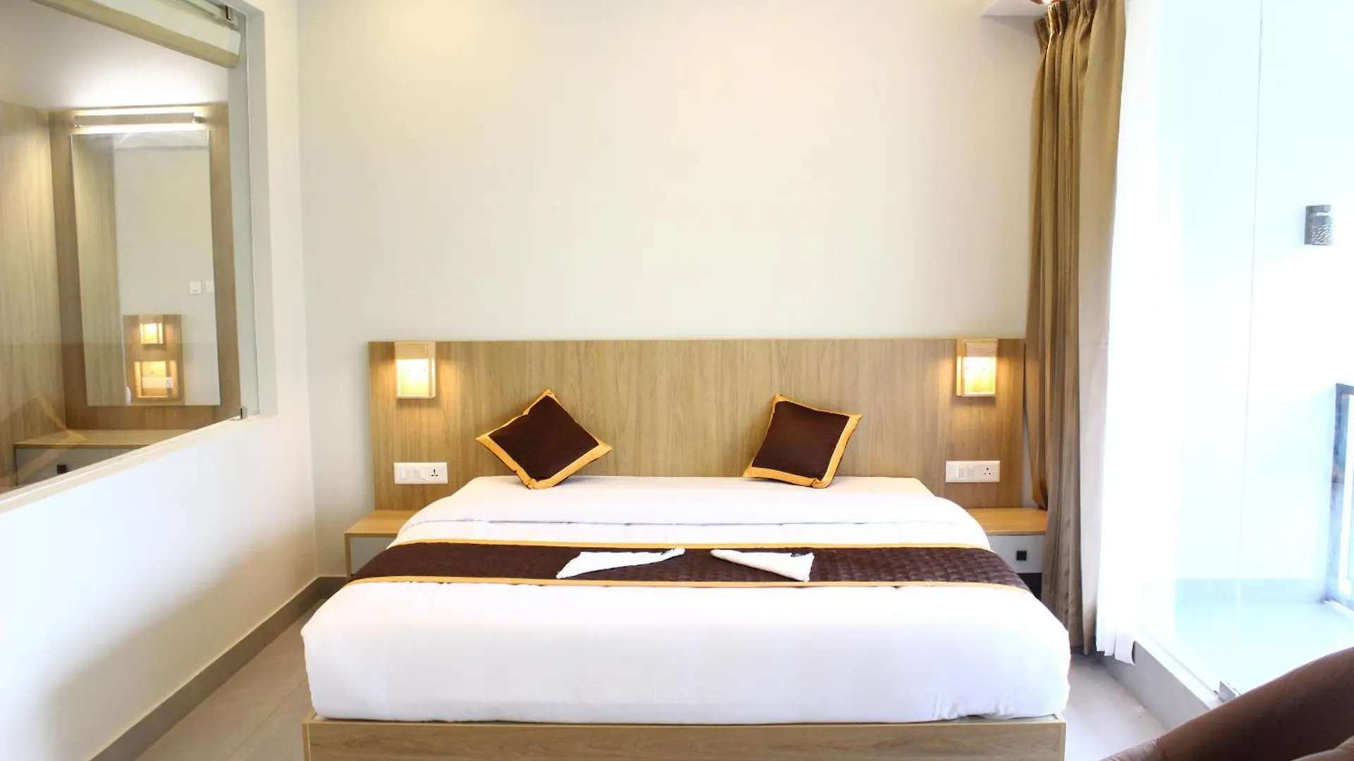 Cozy Caza resort Padinjarathara